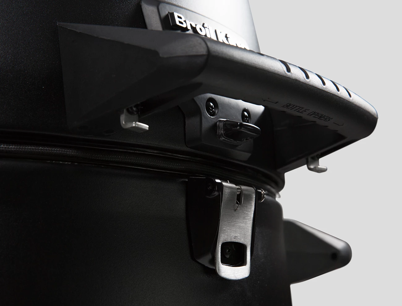 Broil King KEG 2000 Holzkohlegrill – Bild 9