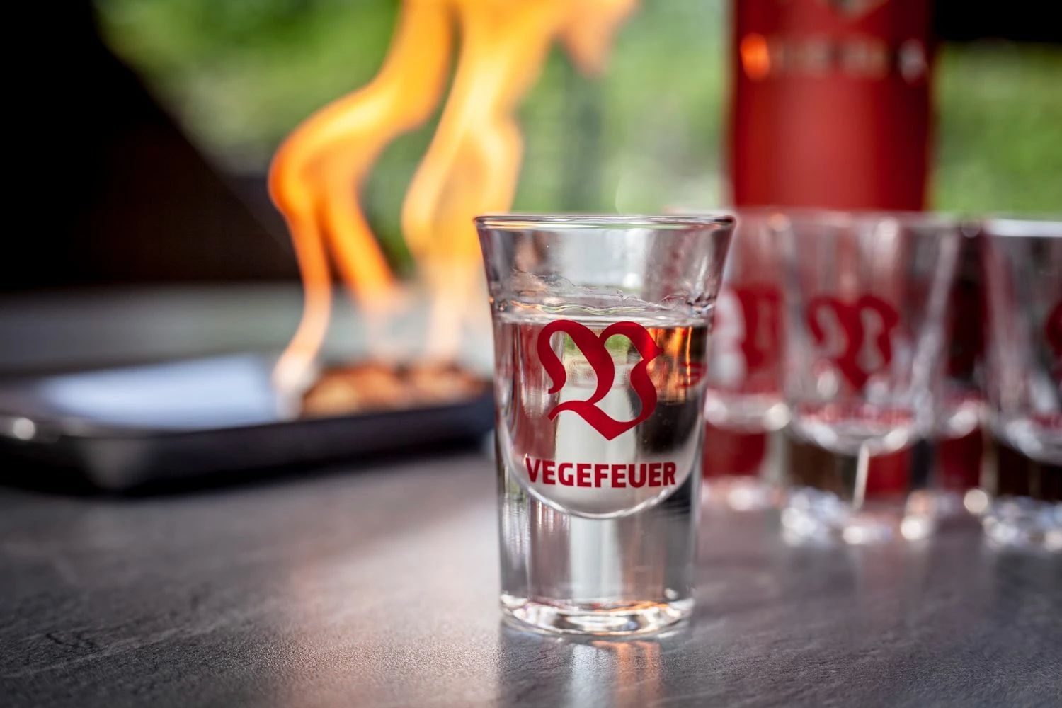 Vegefeuer Kräuter-Likör - Premium Liqueur - 55% - 700ml – Bild 4