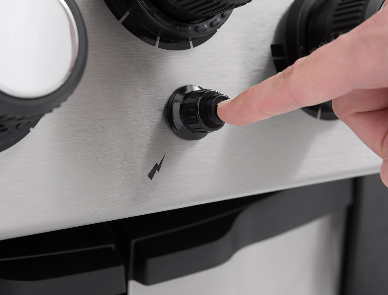 Broil King Signet 390 Gasgrill Inkl. Drehspieß + Grillfürst Fettschiene - Modell 2023 – Bild 11