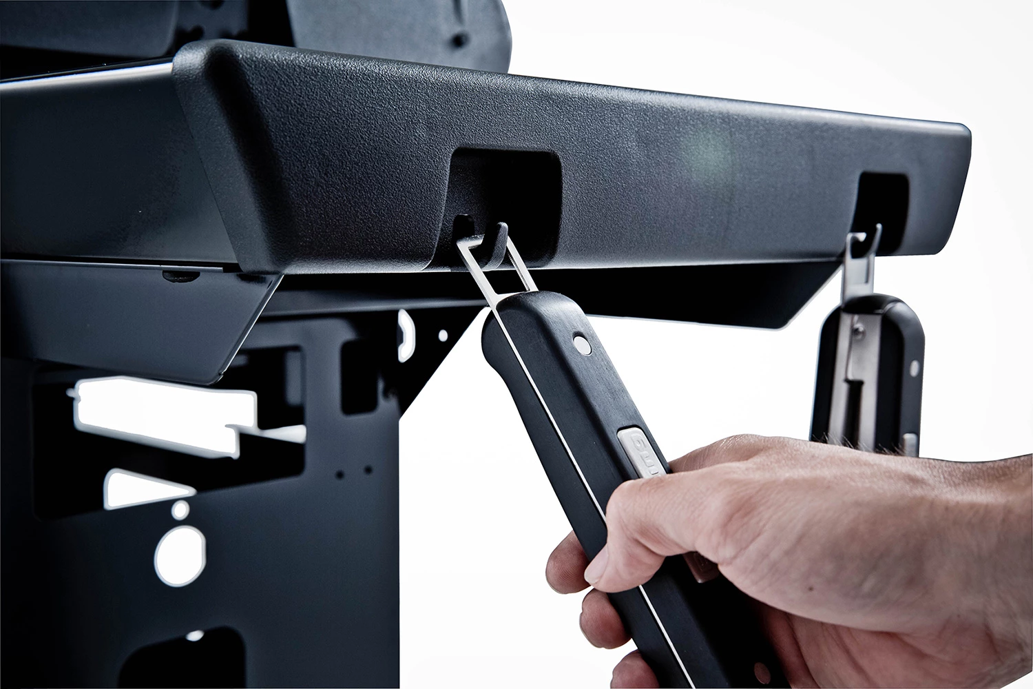 Broil King Signet 390 Gasgrill Inkl. Drehspieß + Grillfürst Fettschiene - Modell 2023 – Bild 16