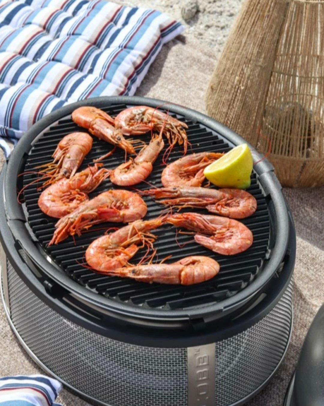 Cobb Grill Supreme Deluxe 2.0 Holzkohlegrill - Modell 2023 – Bild 7