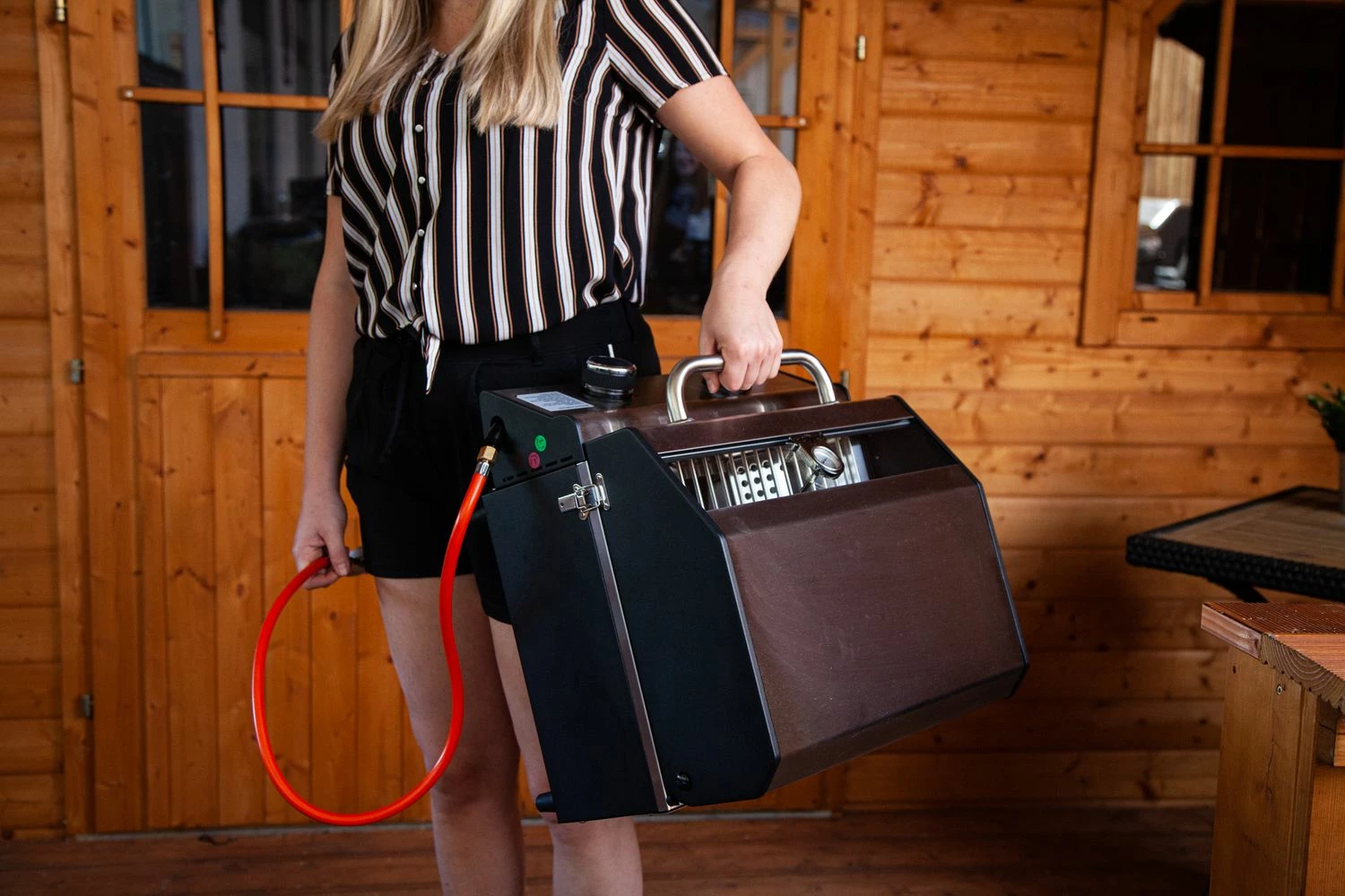 Grillfürst G201E 2-Brenner Gasgrill Portabel V2 - Campinggrill / Balkongrill - X-DEAL Inkl. Untergestell Und Tragetasche – Bild 13