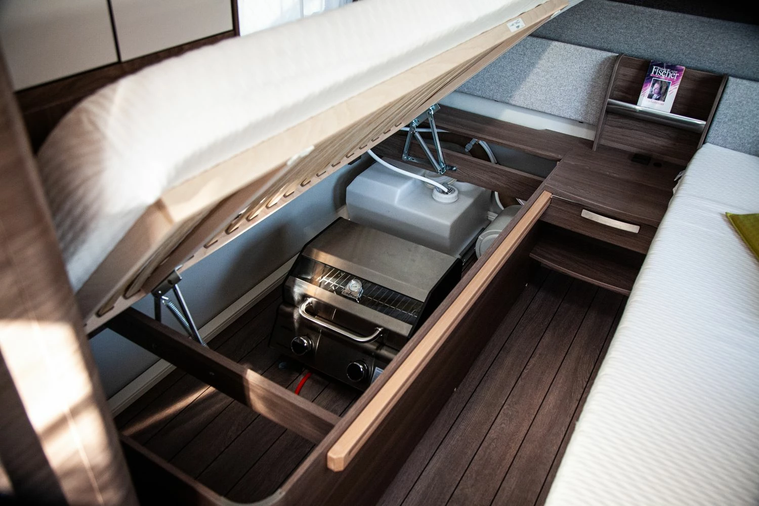 Grillfürst G201E 2-Brenner Gasgrill Portabel V2 - Campinggrill / Balkongrill - X-DEAL Inkl. Untergestell Und Tragetasche – Bild 15