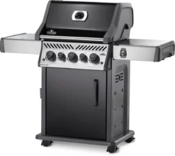 Napoleon Rogue SE 425 Gasgrill, Schwarz Mit Gussrosten, Sizzle Zone Und Heckbrenner - Hero Modell 2023 Inkl. Drehspieß