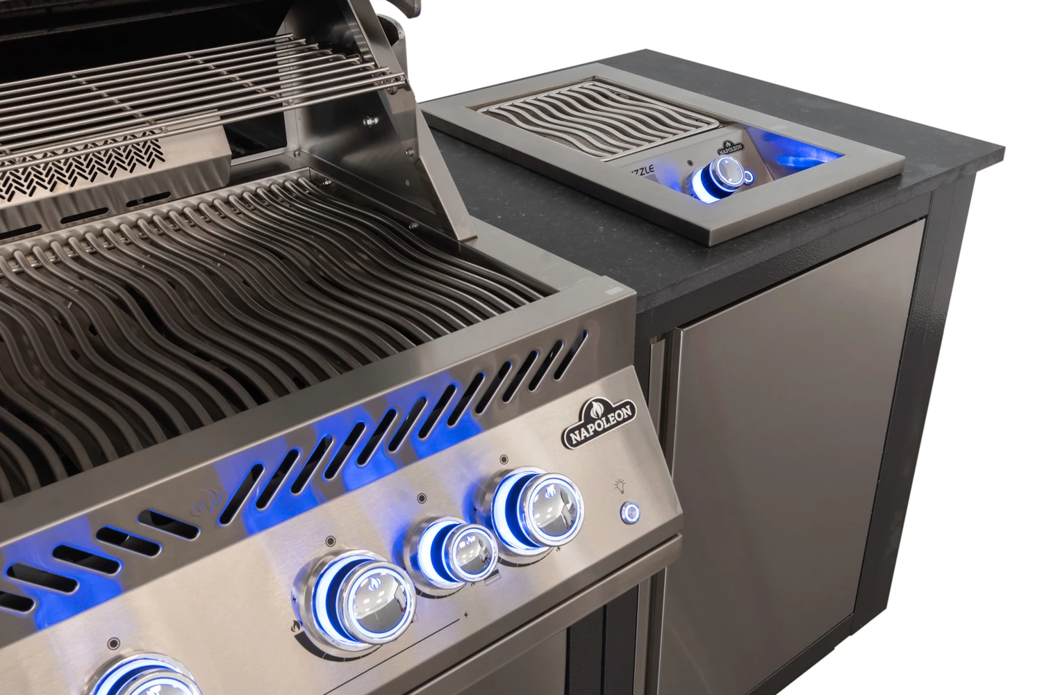 Napoleon Outdoor Küche Oasis Compact 105 Mit BIG32 Einbaugrill Und Einbau Sizzle Zone - Inkl. Arbeitsplatte Aus Feinsteinzeug – Bild 4
