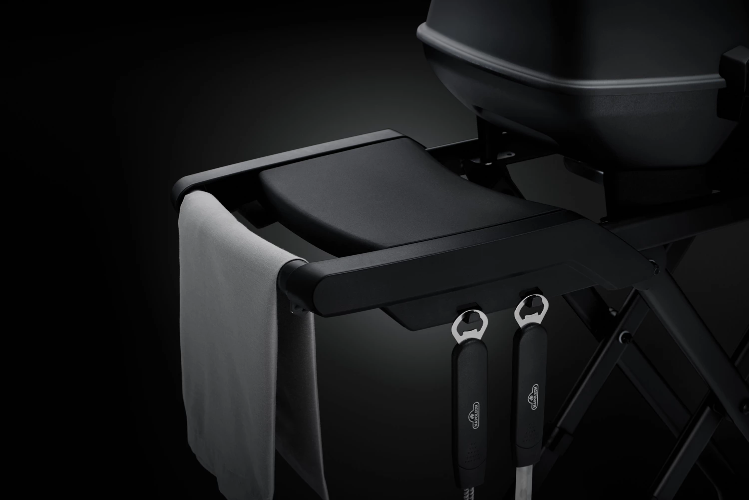 Napoleon Phantom TravelQ PRO285X Kompakt Gasgrill, Mattschwarz - Mit Klappbarem Wagen Inkl. Warmhalterost - Modell 2023 – Bild 6