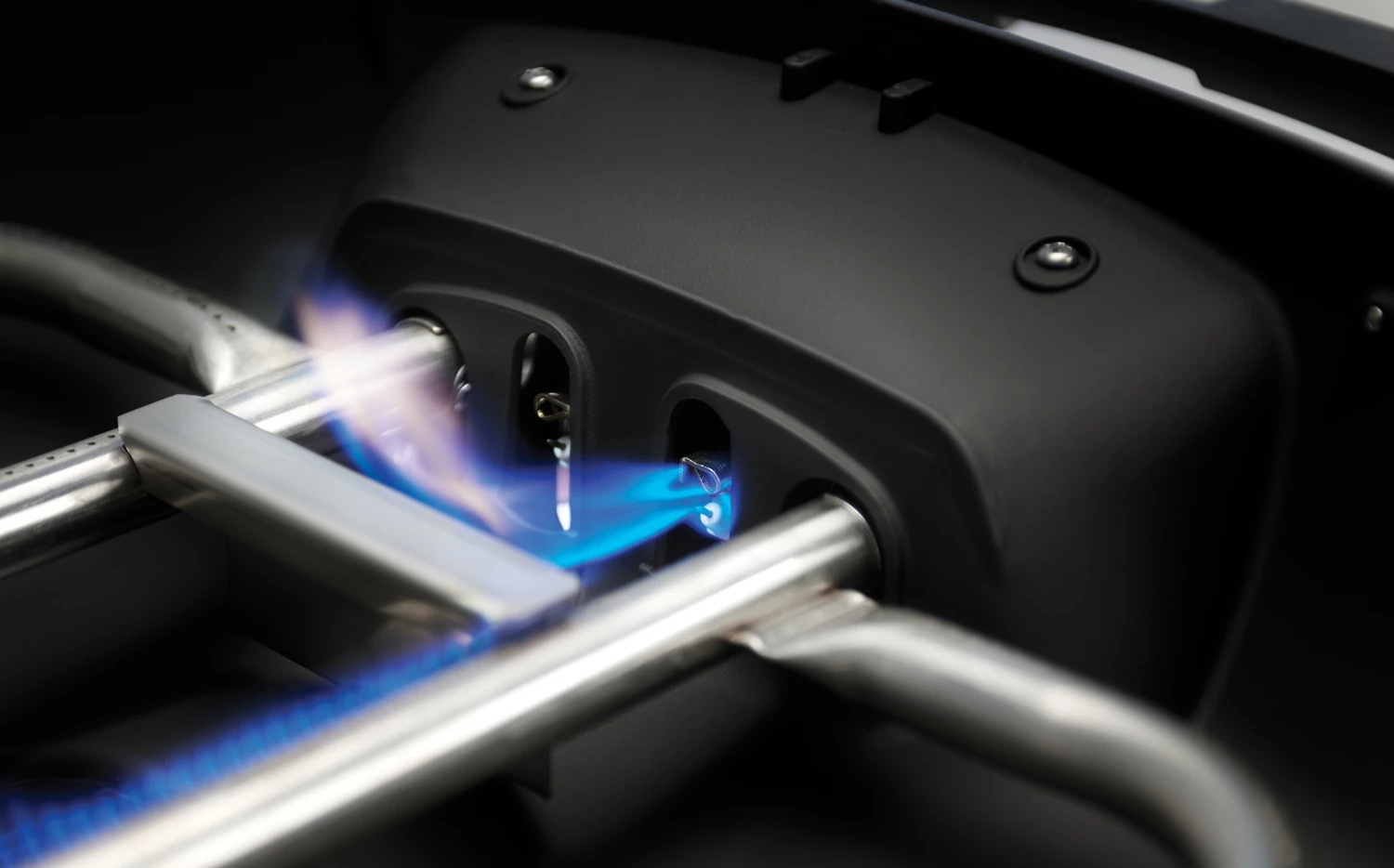 Napoleon Phantom TravelQ PRO285X Kompakt Gasgrill, Mattschwarz - Mit Klappbarem Wagen Inkl. Warmhalterost - Modell 2023 – Bild 12