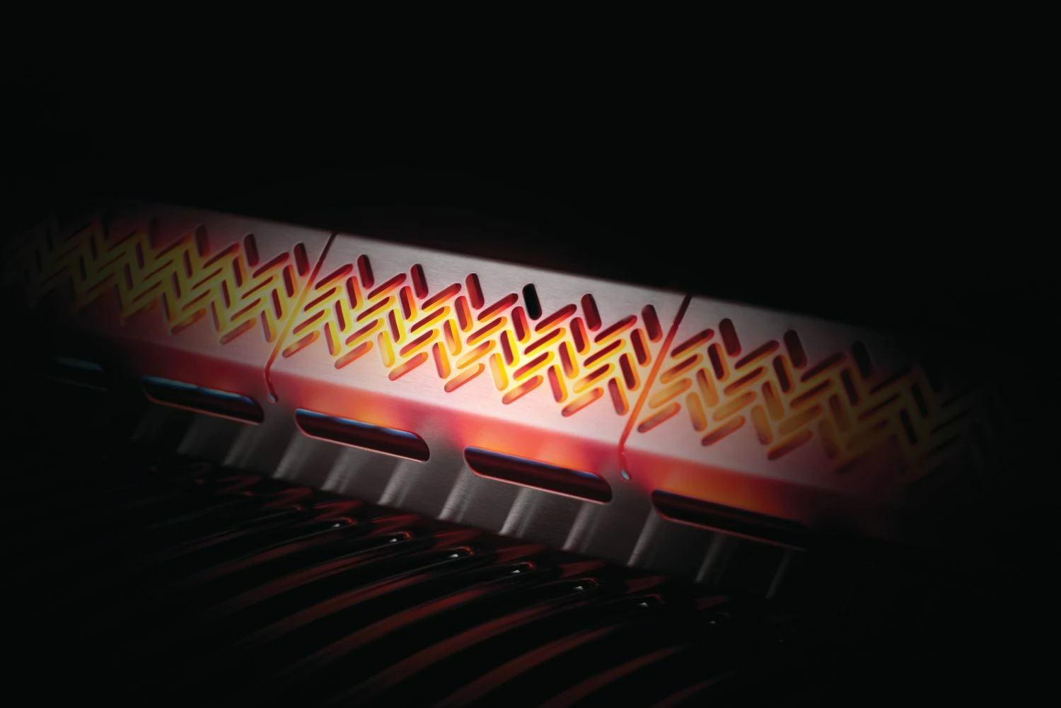 Napoleon Rogue SE 525 Edelstahl Gasgrill Mit Sizzle Zone Und Heckbrenner - Modell 2023 – Bild 10