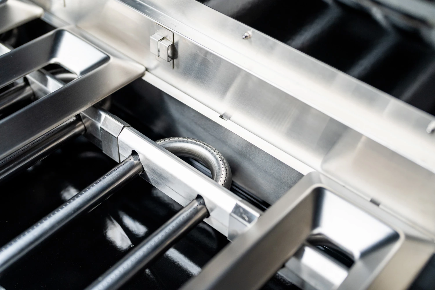 Outdoorchef Dualchef S 425 G Edelstahl Gasgrill Mit Seitenkocher + BLAZING ZONE Infrarotbrenner – Bild 17