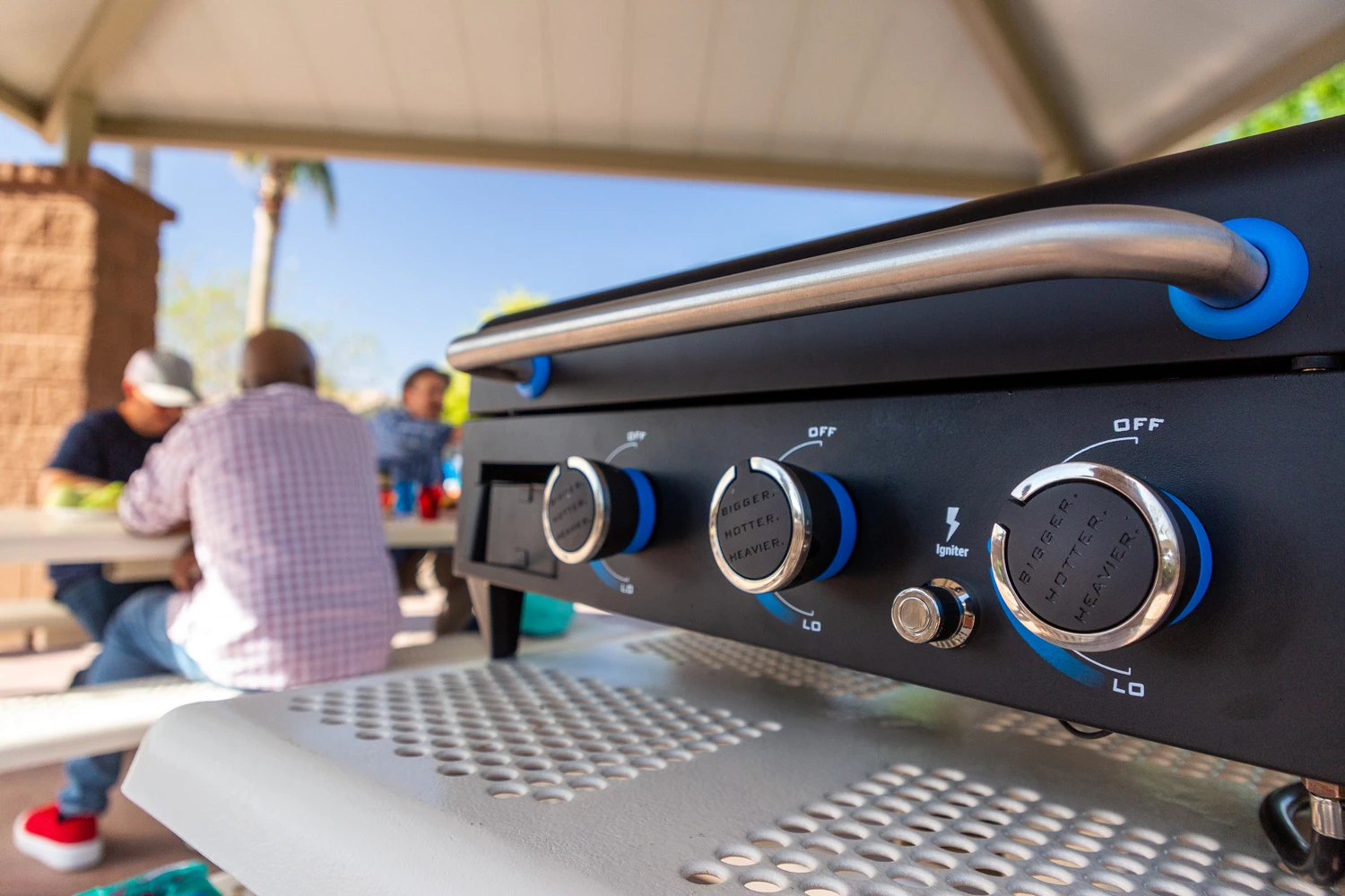 Pit Boss Plancha Grill Ultimate Plancha 3-Brenner - Mit Untergestell – Bild 10