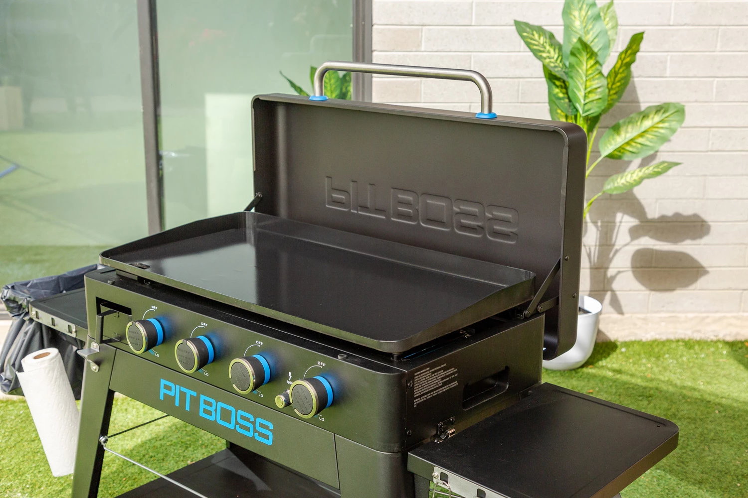 Pit Boss Plancha Grill Ultimate Plancha 4-Brenner - Mit Untergestell – Bild 13