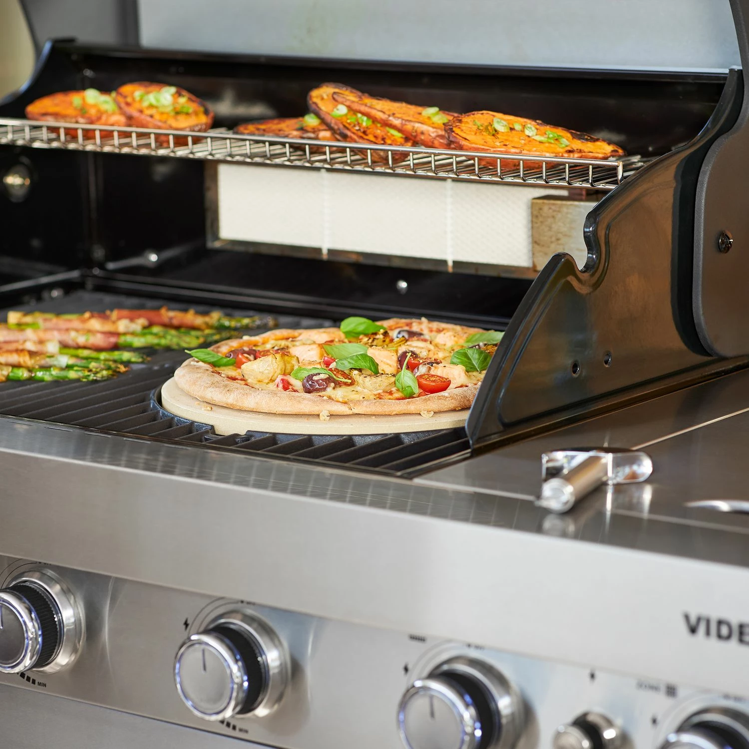 Rösle Gasgrill Videro G4-SK VARIO+ Edelstahl - Modell 2022 – Bild 3