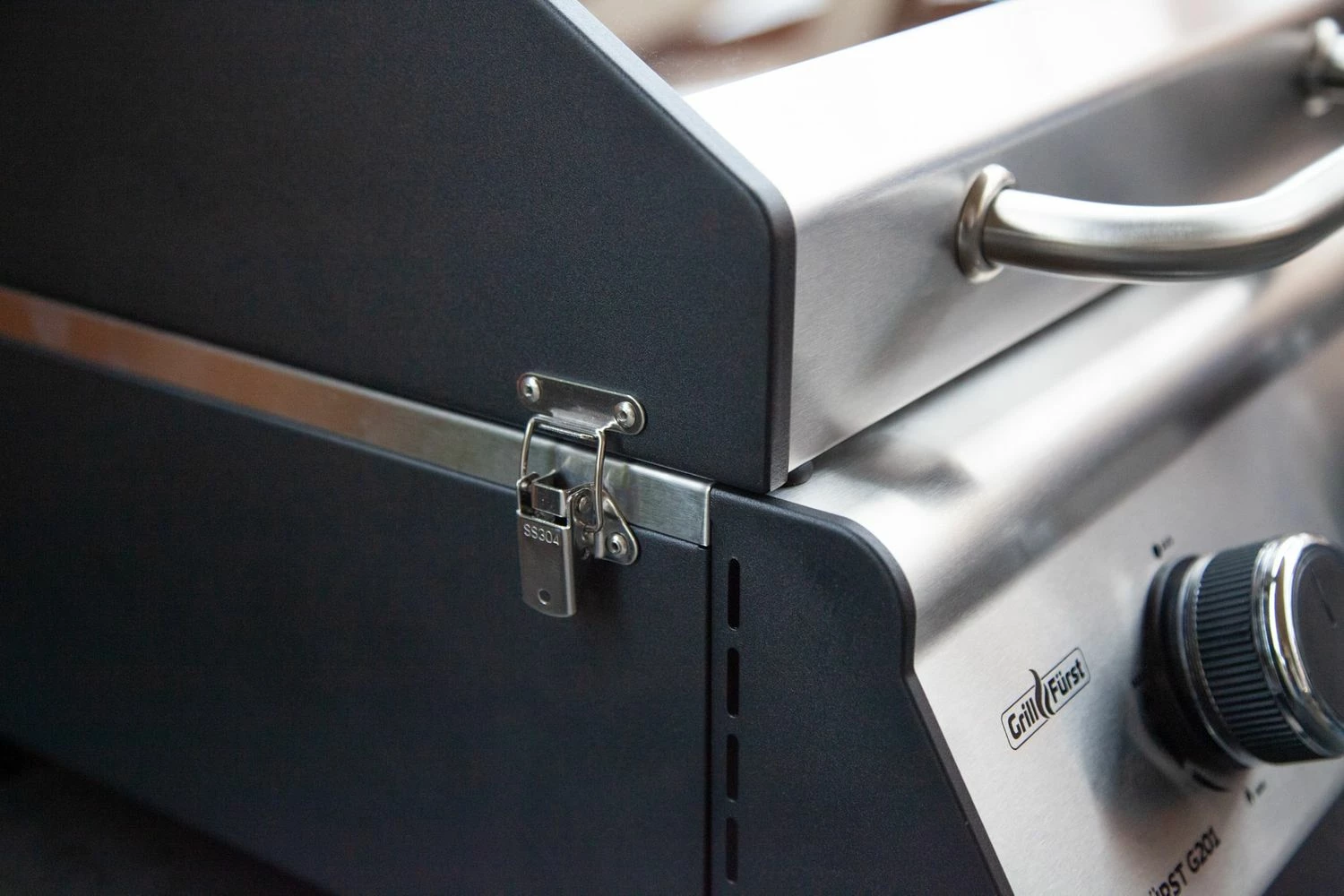 Grillfürst G201E 2-Brenner Gasgrill Portabel V2 - Campinggrill / Balkongrill - X-DEAL Inkl. Untergestell Und Tragetasche – Bild 8