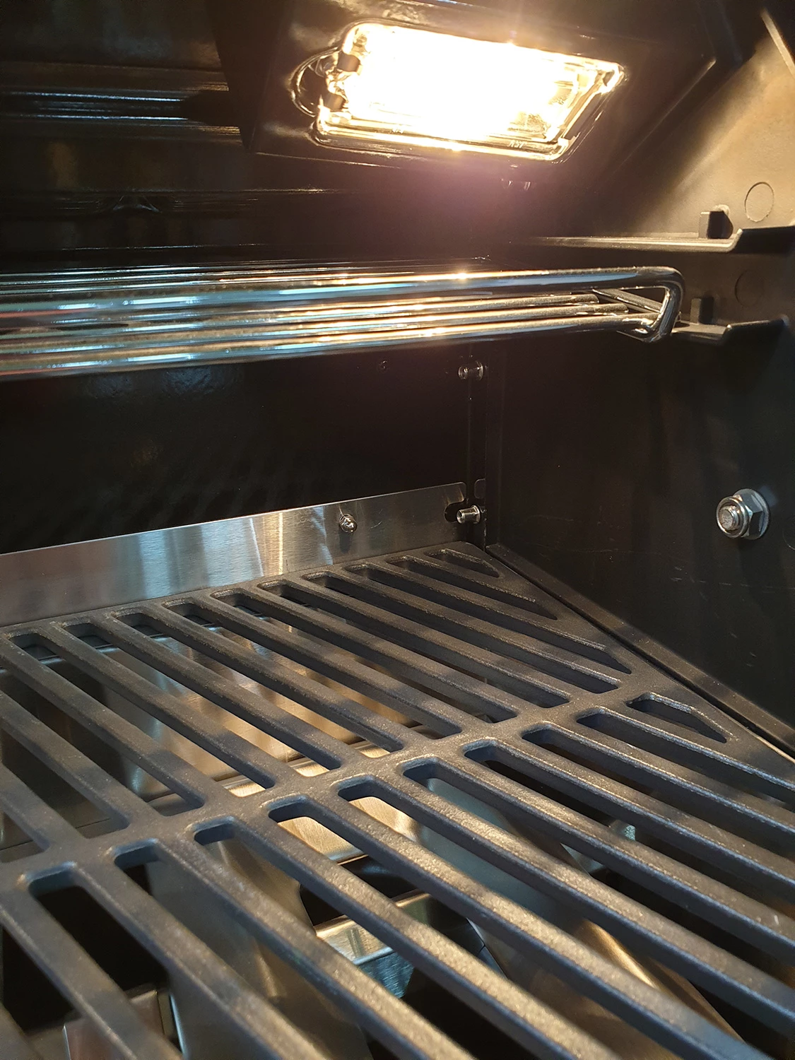 Outdoorchef Dualchef S 425 G Edelstahl Gasgrill Mit Seitenkocher – Bild 3